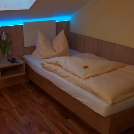 Garni Kleindienst Hotell 3*