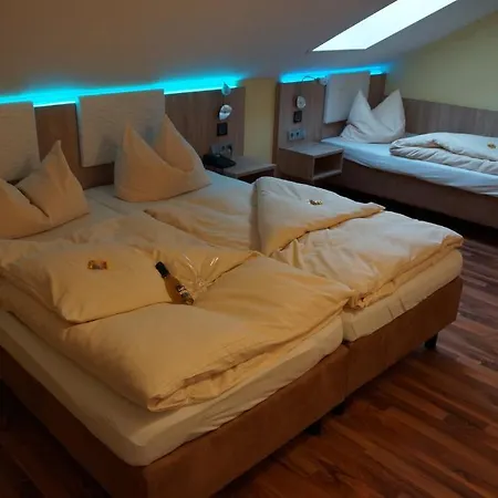 Hotell Garni Kleindienst 3*