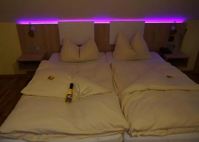 Garni Kleindienst 3* Ursensollen